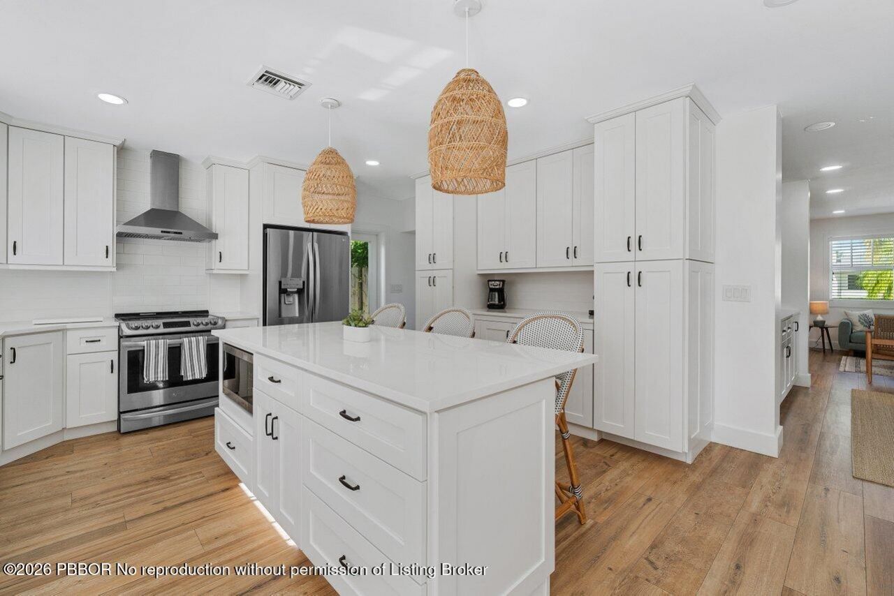 300 Lytle Street, West Palm Beach, FL 33405 Photo