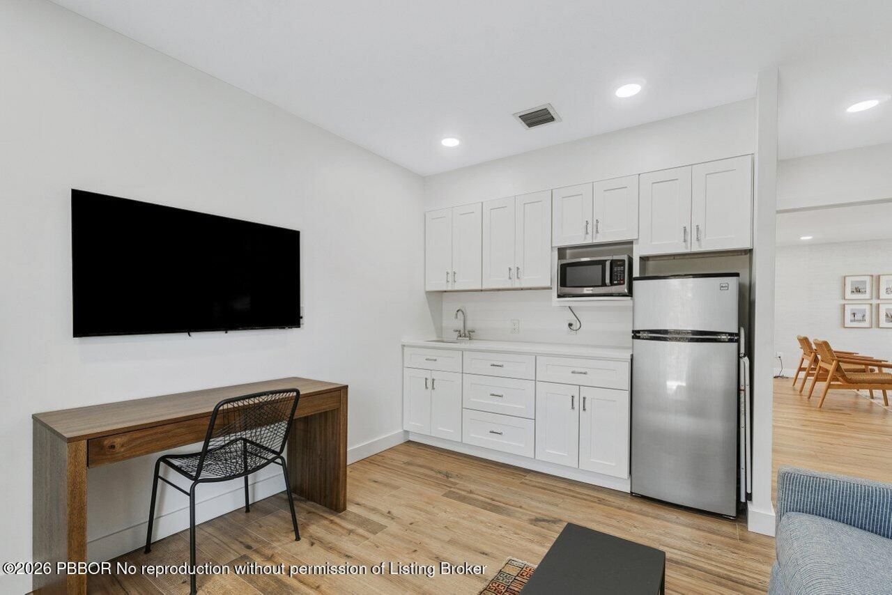 300 Lytle Street, West Palm Beach, FL 33405 Photo