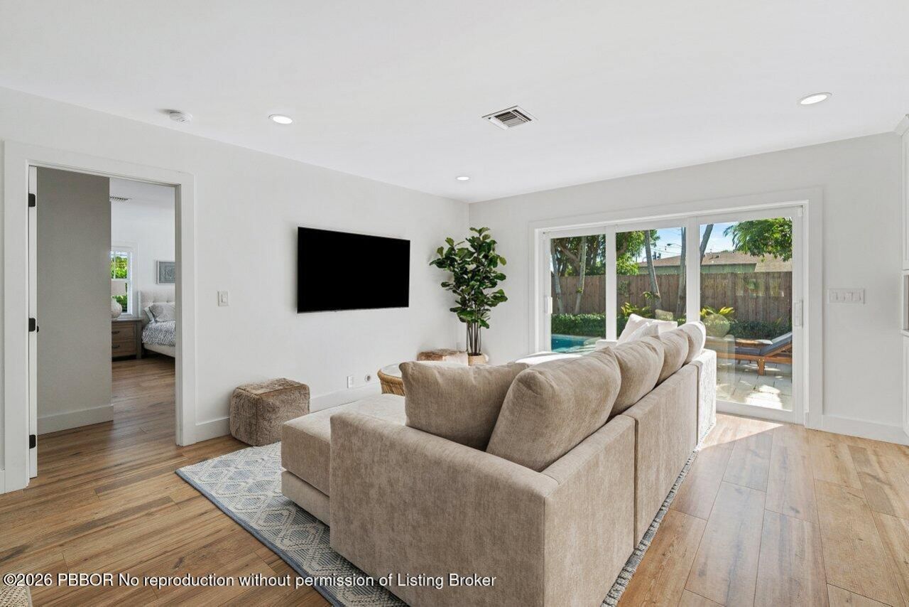 300 Lytle Street, West Palm Beach, FL 33405 Photo