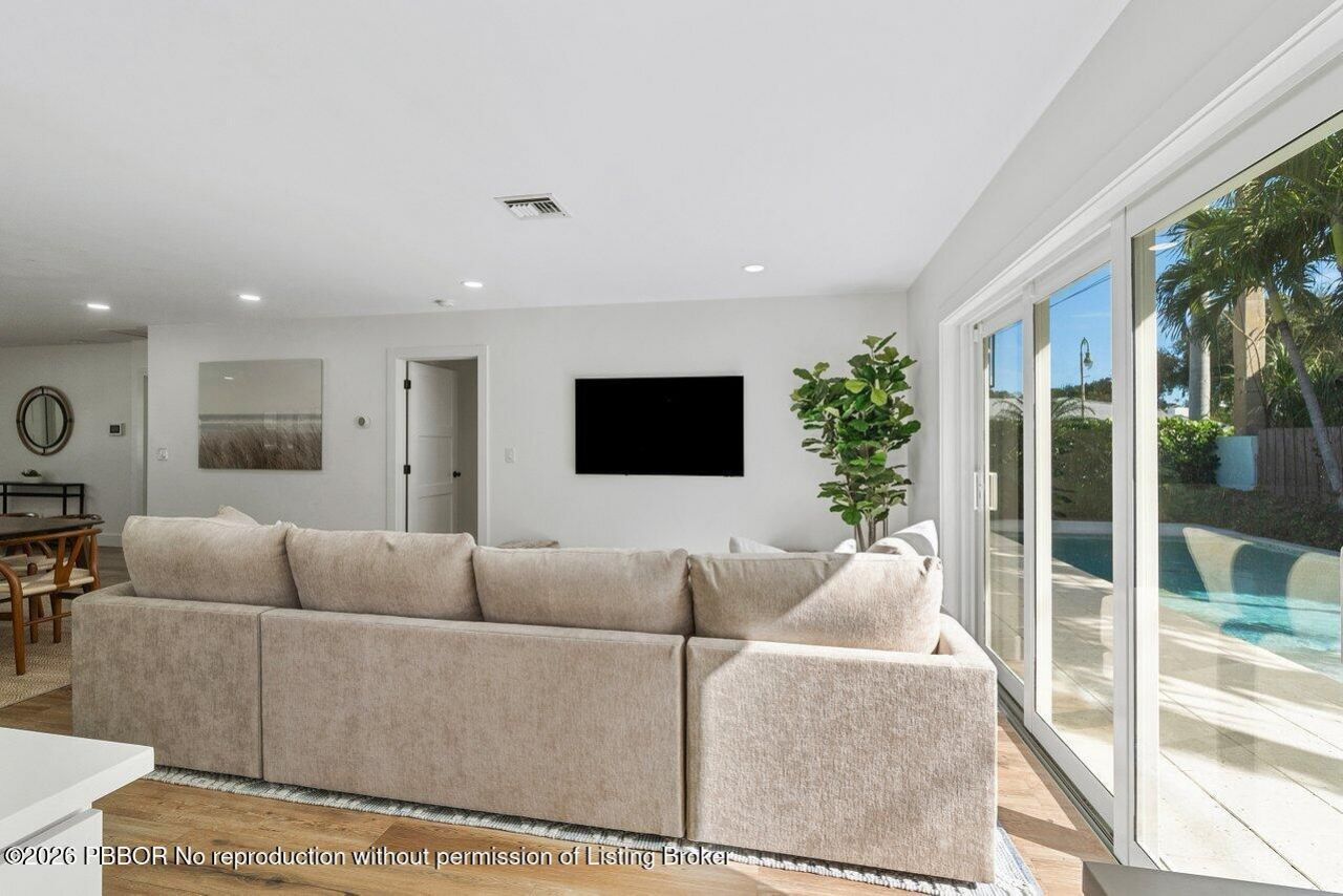 300 Lytle Street, West Palm Beach, FL 33405 Photo