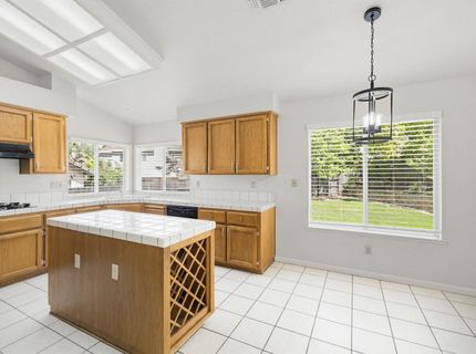 160 Hopfield Dr, Folsom, CA 95630 Photo