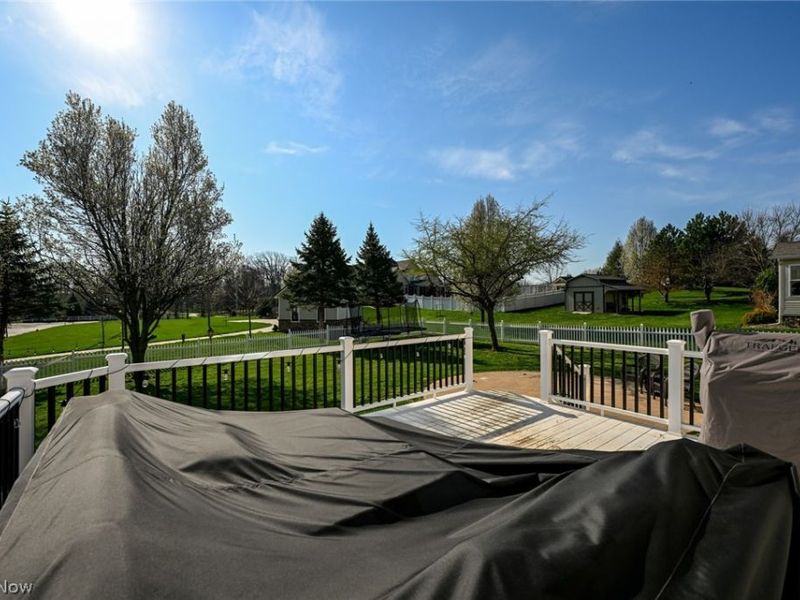 11290 Trenton Road NW, Uniontown, OH 44685 Photo 12