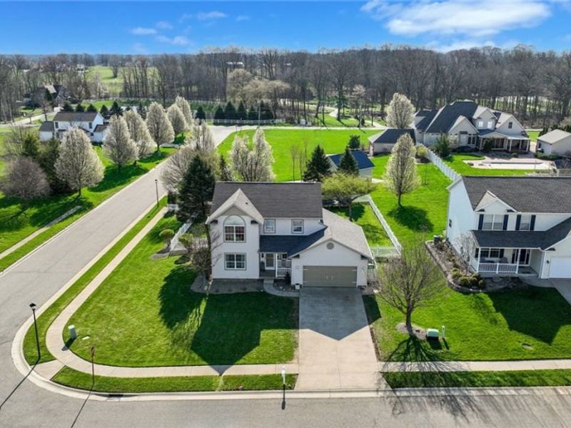 11290 Trenton Road NW, Uniontown, OH 44685 Photo 2