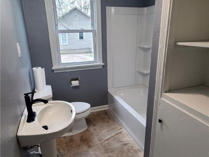 894 N Carpenter Road, Brunswick, OH 44212 Photo 10