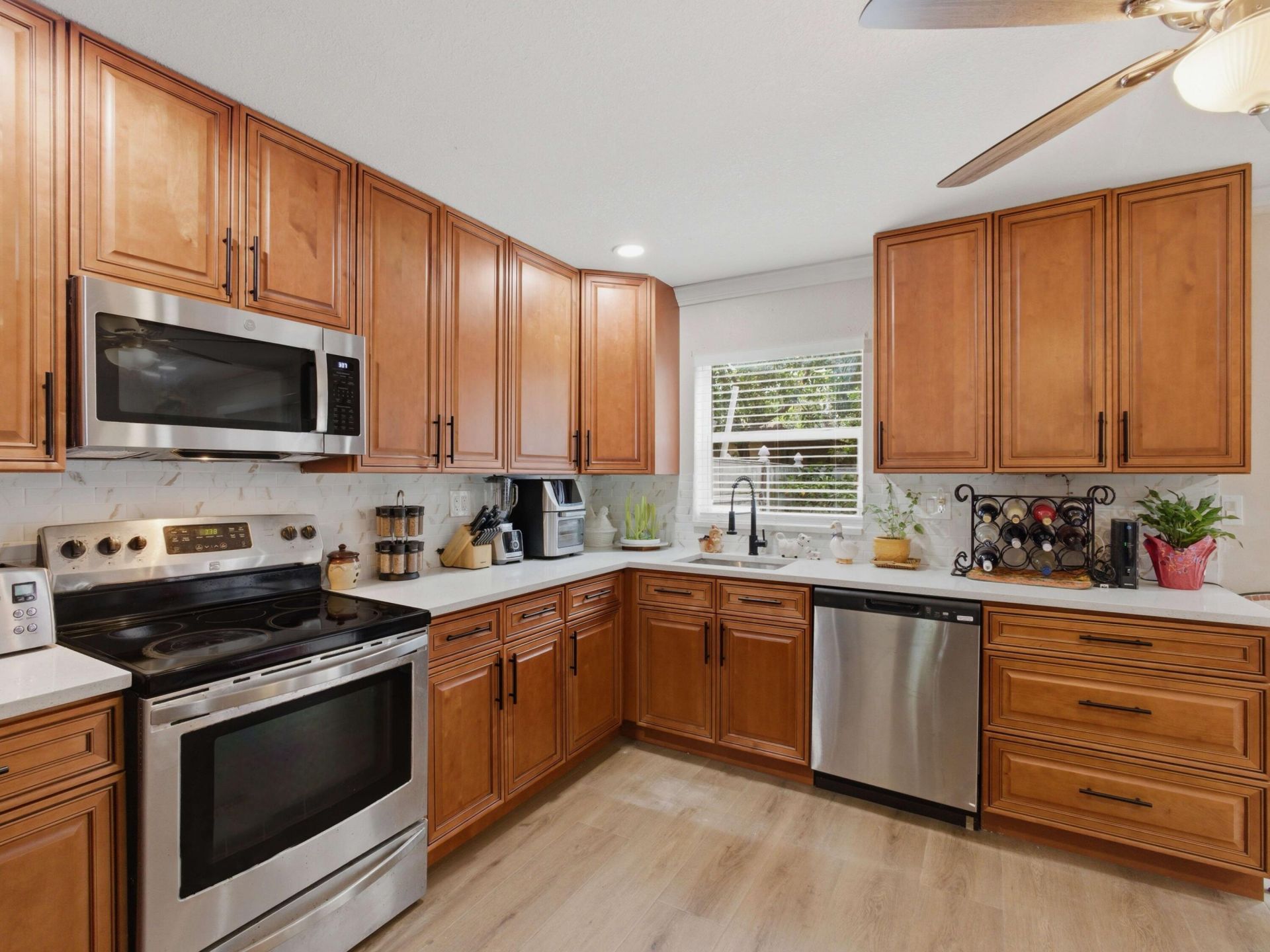 3920 Woodside Drive, Unit Apt 11, Coral Springs, FL 33065 Photo