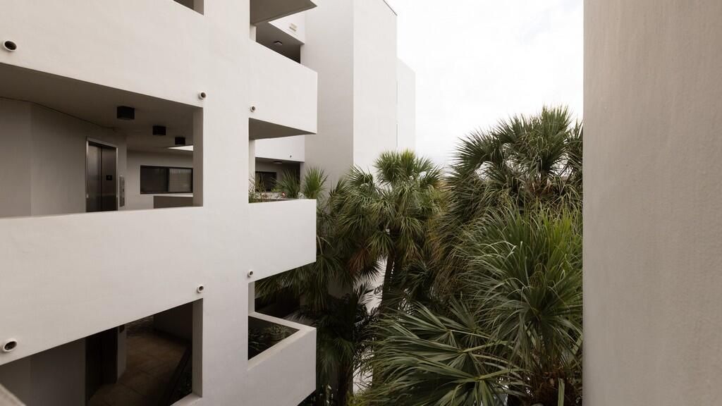 4201 N Ocean Drive, Unit 402, Hollywood, FL 33019 Photo