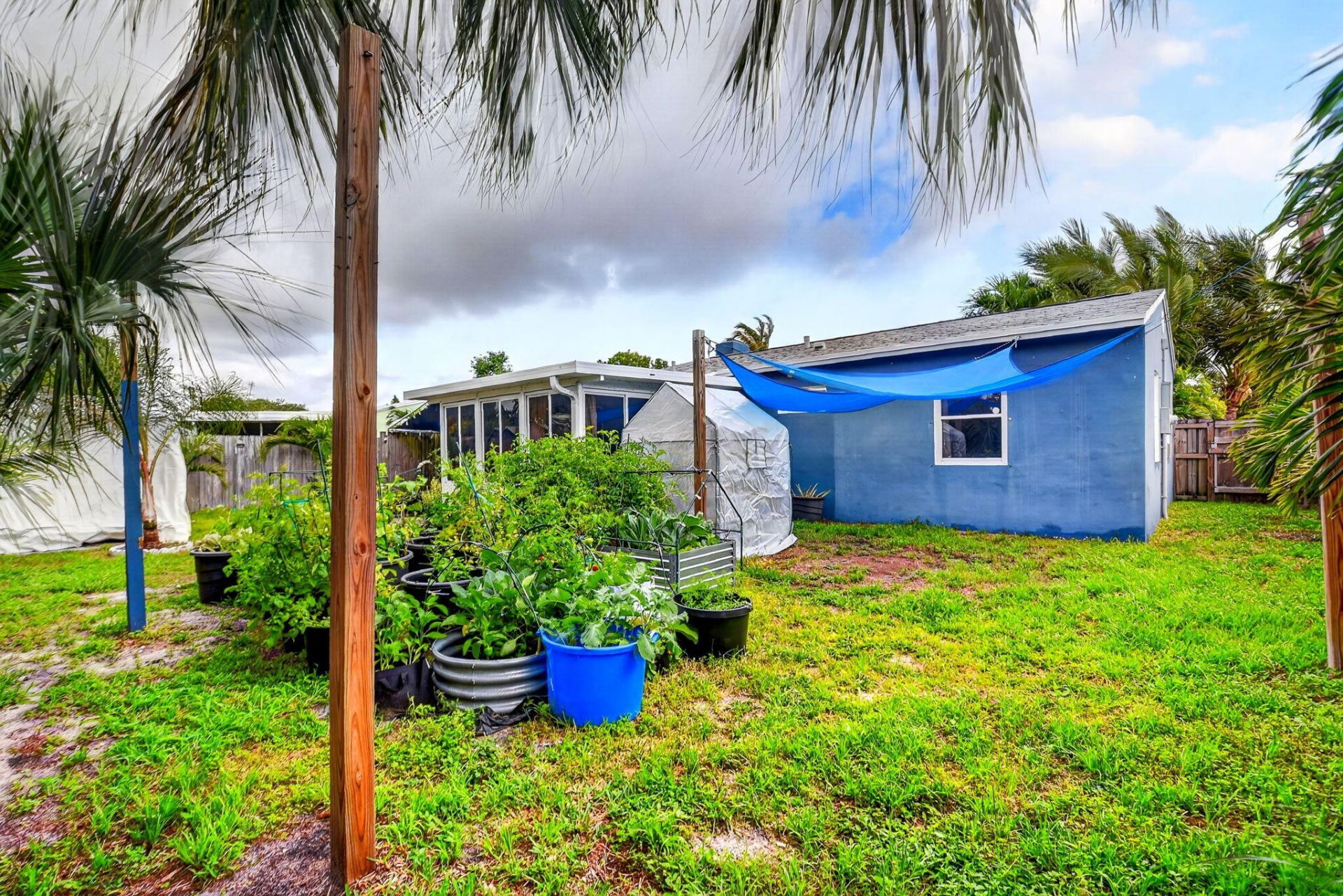 1010 Churchill Circle S, West Palm Beach, FL 33405 Photo