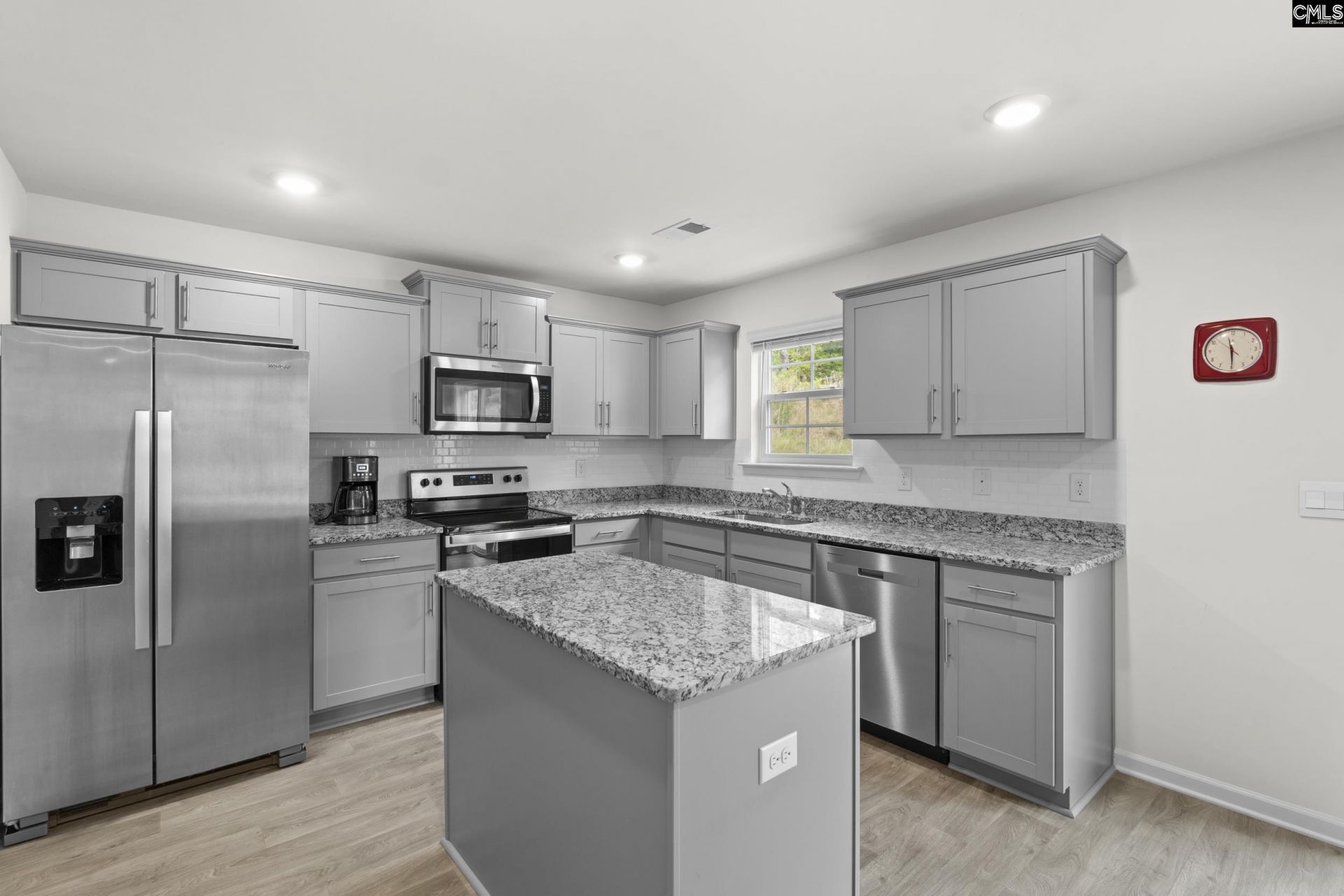 258 Carrington Drive Photo 11