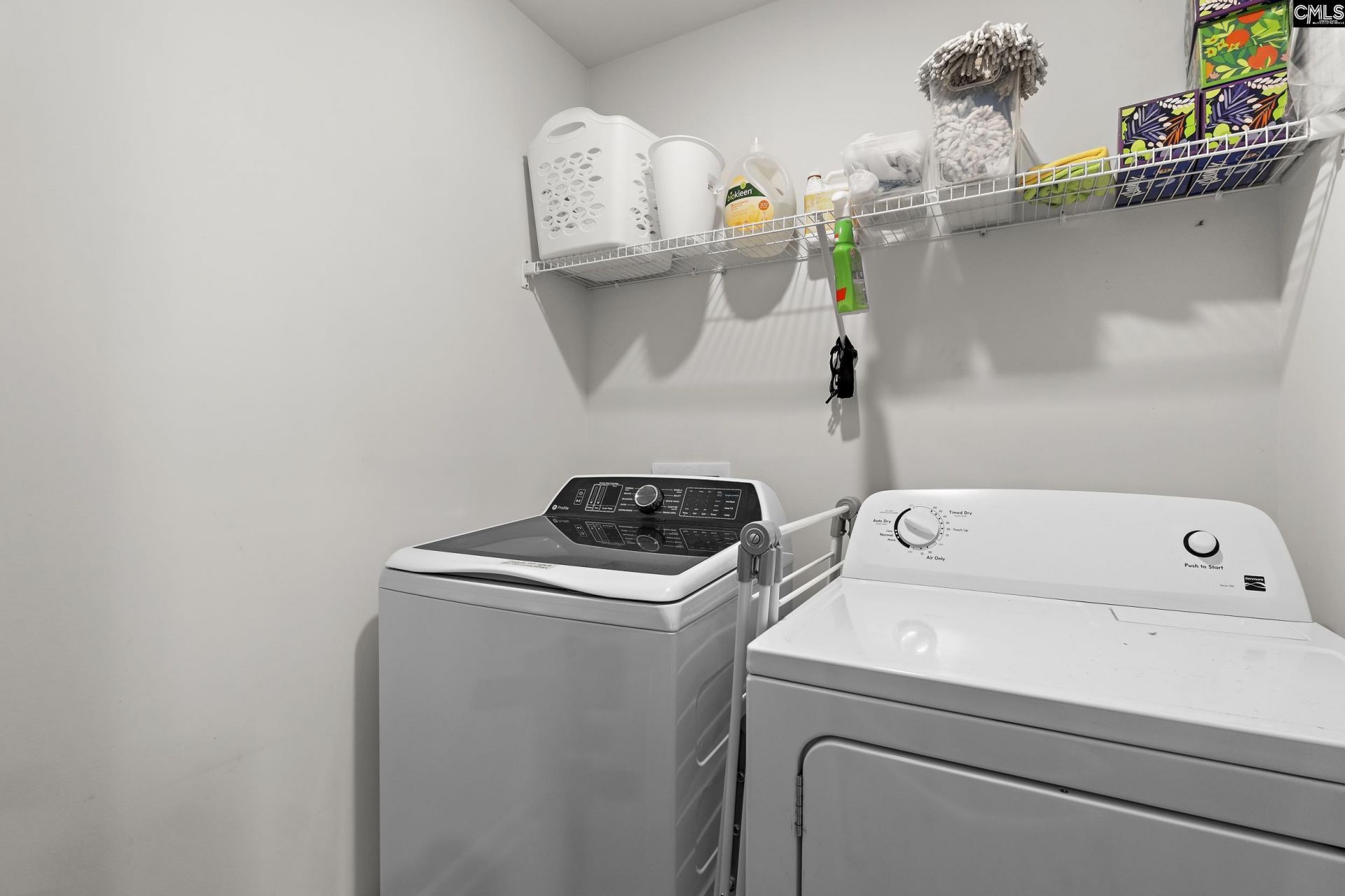 258 Carrington Drive Photo 16