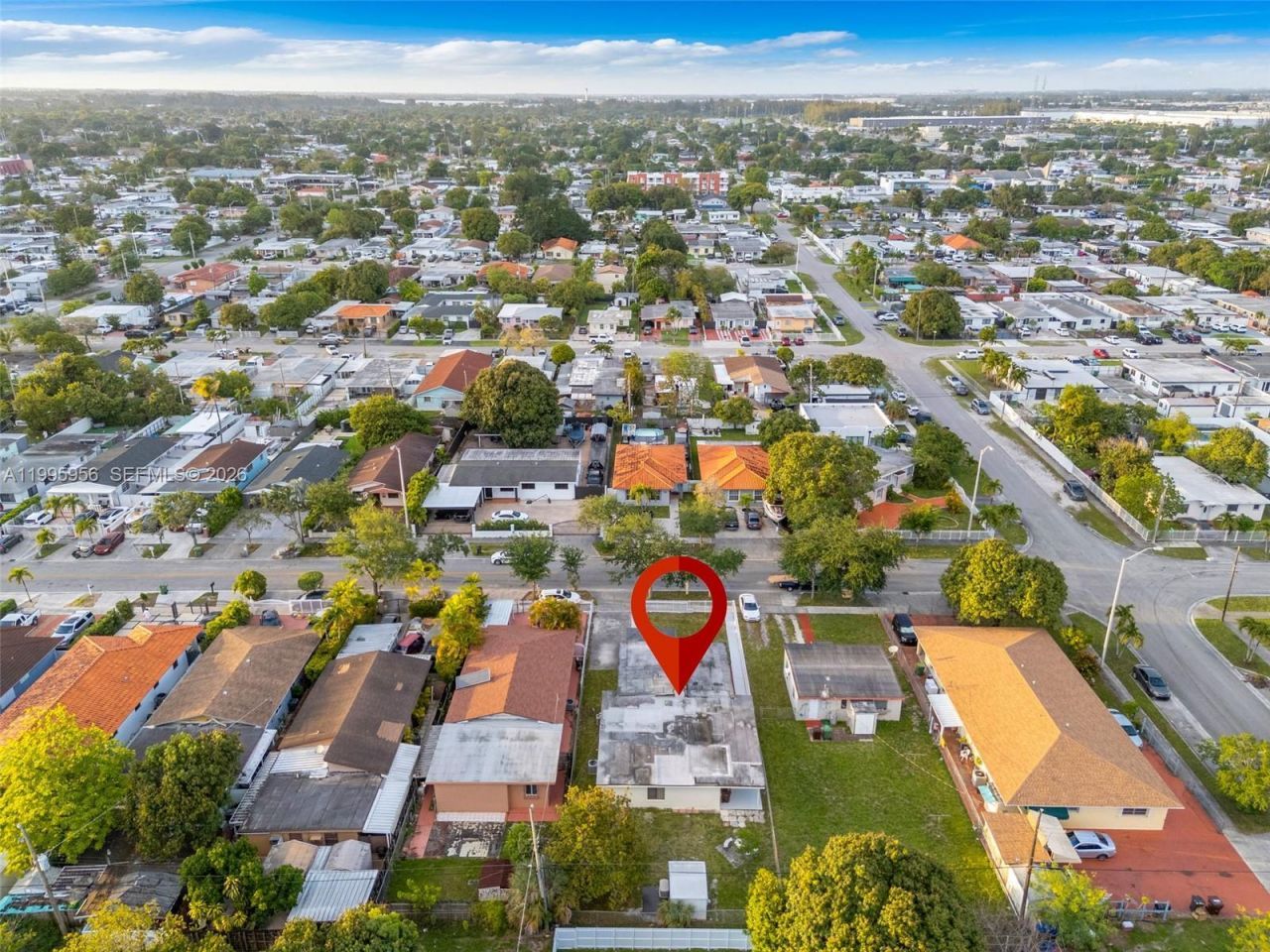 670 E 45th St, Hialeah, FL 33013 Photo