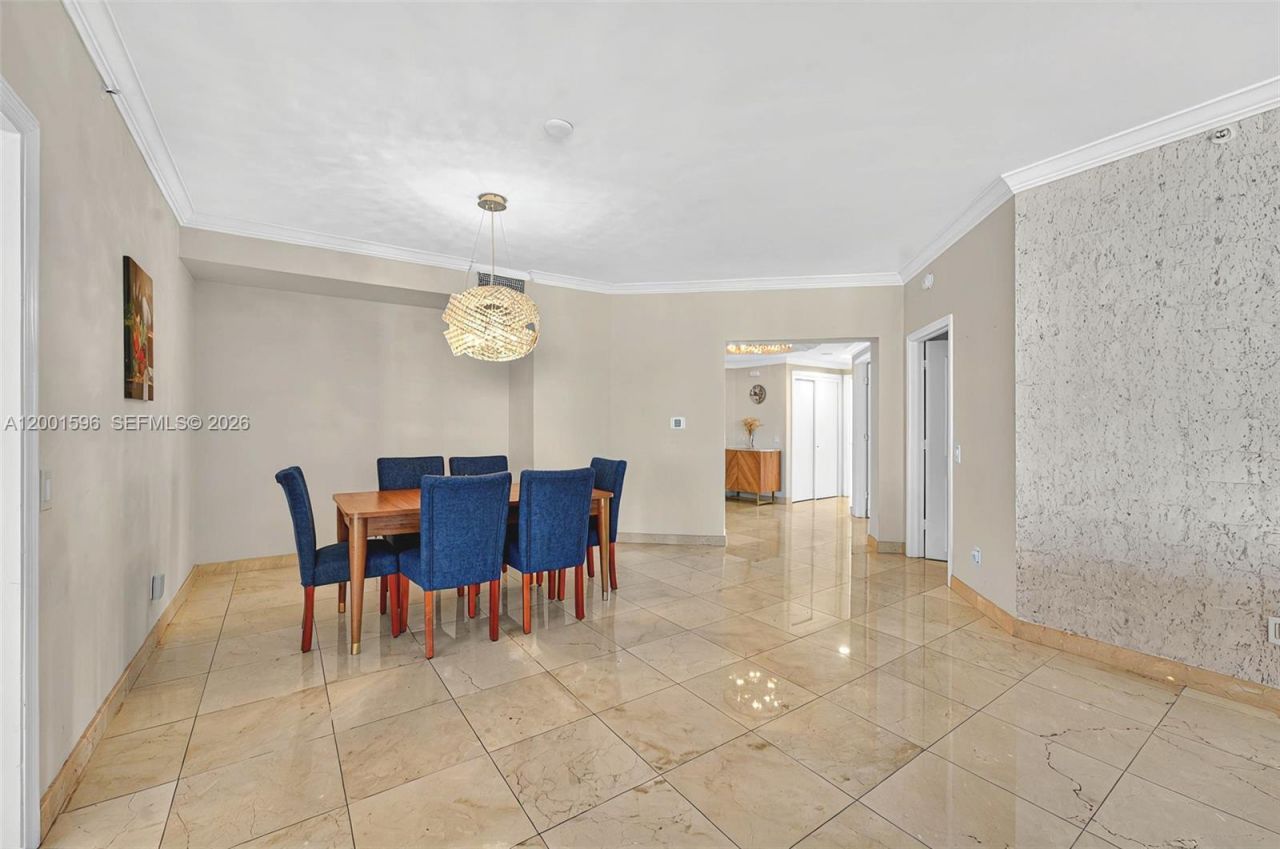21050 Point Pl, Unit 2301, Aventura, FL 33180 Photo