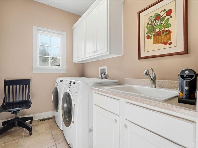 7491 Country Brook Court, Clearcreek Township, OH 45066 Photo 22