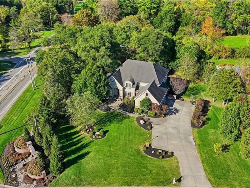 7491 Country Brook Court, Clearcreek Township, OH 45066 Photo 3