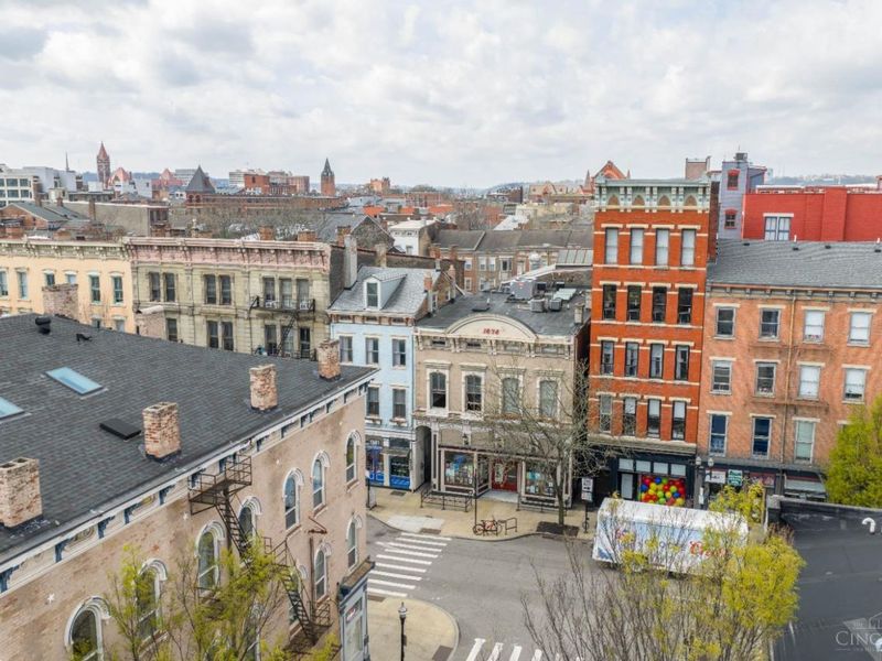 1345 Main Street, Unit 11, Cincinnati, OH 45202 Photo 22