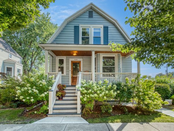 934 Beloit Avenue , Forest Park, IL 60130