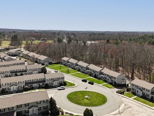 665 Center St, Unit 611, Ludlow, MA 01056