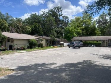 280 E 1ST STREET, APOPKA, FL 32703