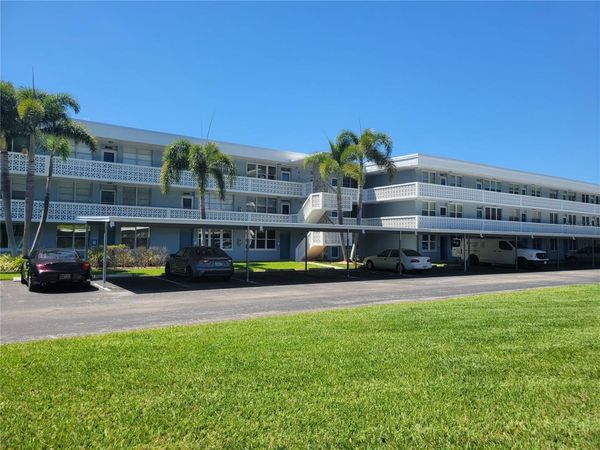 4720 LOCUST STREET NE, Unit 219, ST PETERSBURG, FL 33703