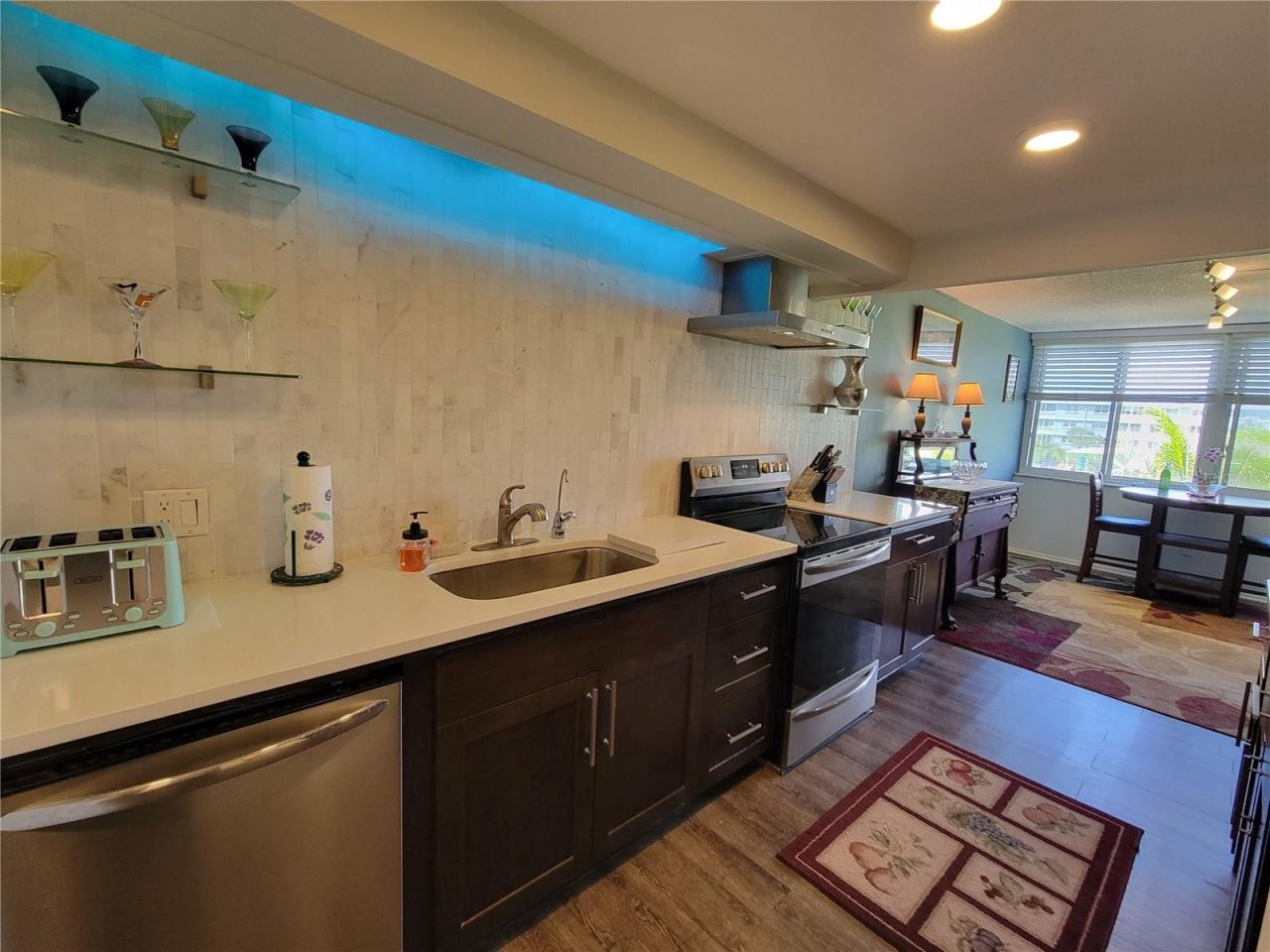 4720 Locust Street Ne, Unit 219, Saint Petersburg, FL 33703 Photo