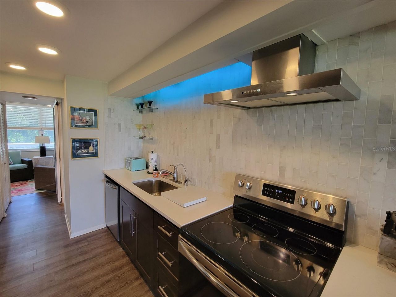 4720 Locust Street Ne, Unit 219, Saint Petersburg, FL 33703 Photo