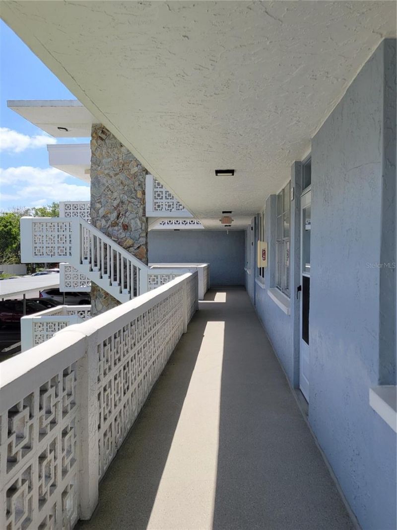 4720 Locust Street Ne, Unit 219, Saint Petersburg, FL 33703 Photo