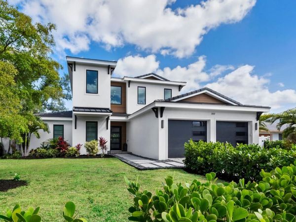 1717 ALTA VISTA STREET, SARASOTA, FL 34236