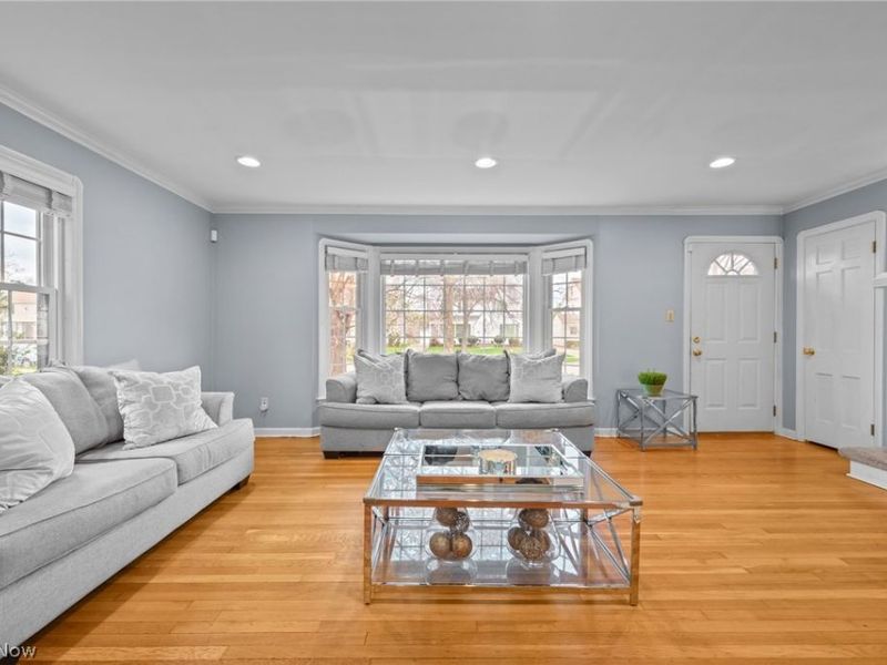 19477 Henry Road, Fairview Park, OH 44126 Photo 10