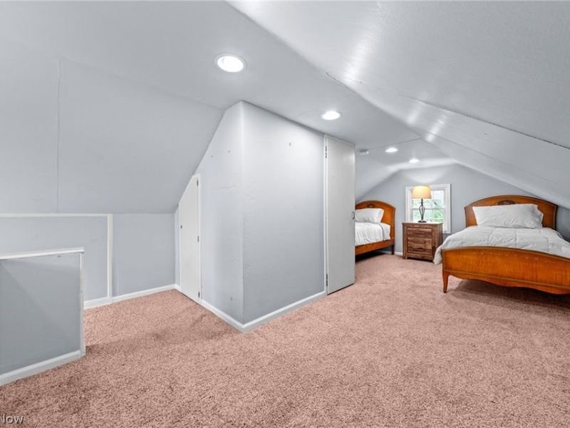 19477 Henry Road, Fairview Park, OH 44126 Photo 27