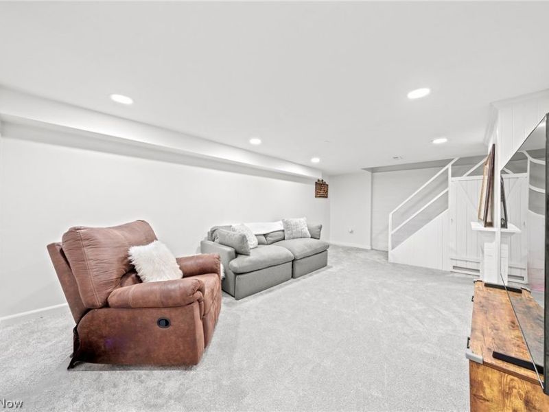 19477 Henry Road, Fairview Park, OH 44126 Photo 29