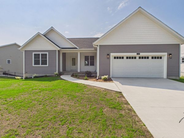 7393 Atwater Drive, Unit 35, Norton Shores, MI 49456
