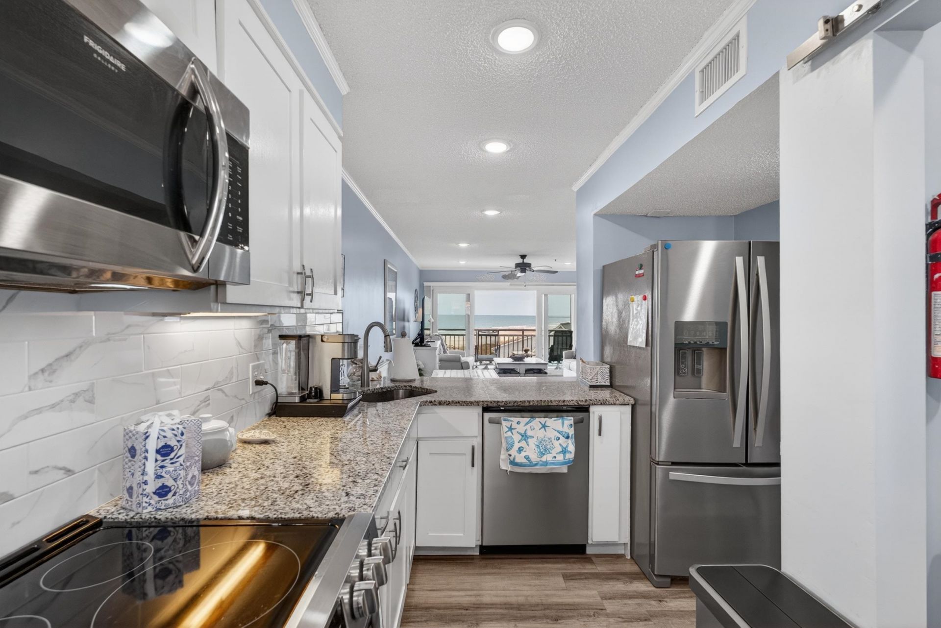 1581 S Waccamaw Dr. Photo 6