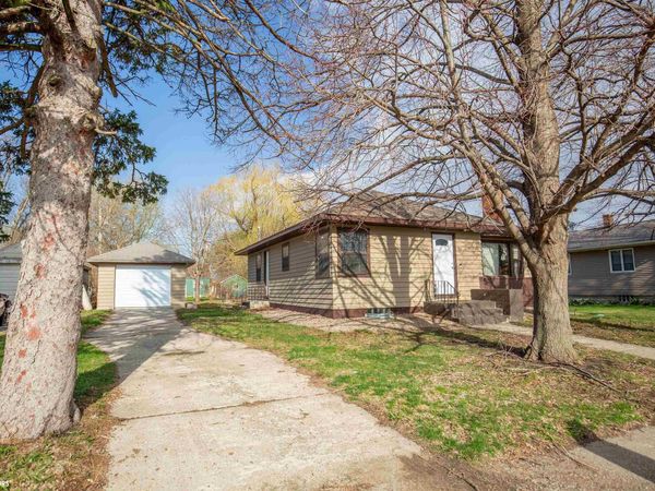 343 Howard Avenue, Woden, IA 50484