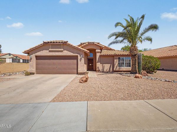 1732 W BUTLER Drive, Chandler, AZ 85224