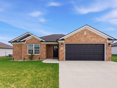 410 Wyldwood Way, Berea, KY 40403