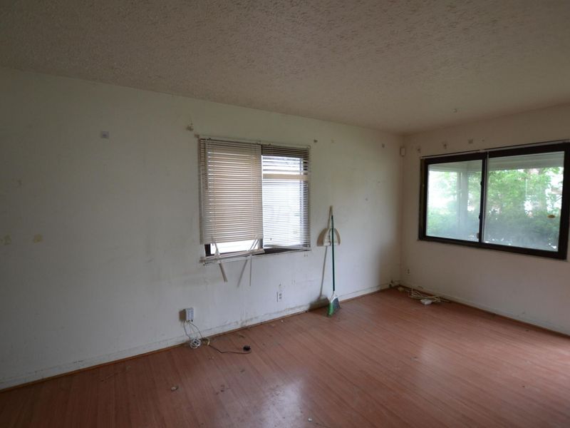 1365 E 22nd Avenue , Columbus, OH 43211 Photo 5