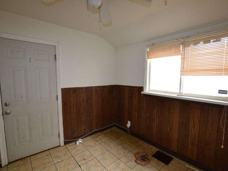 1365 E 22nd Avenue , Columbus, OH 43211 Photo 6