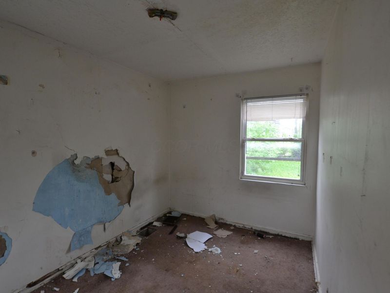 1365 E 22nd Avenue , Columbus, OH 43211 Photo 9