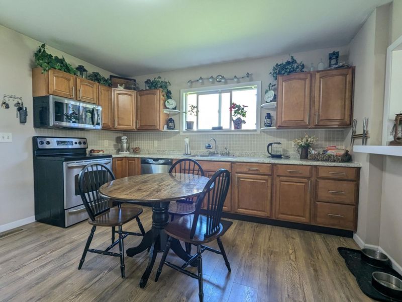 1042 Willow Road, Springfield, OH 45502 Photo 8