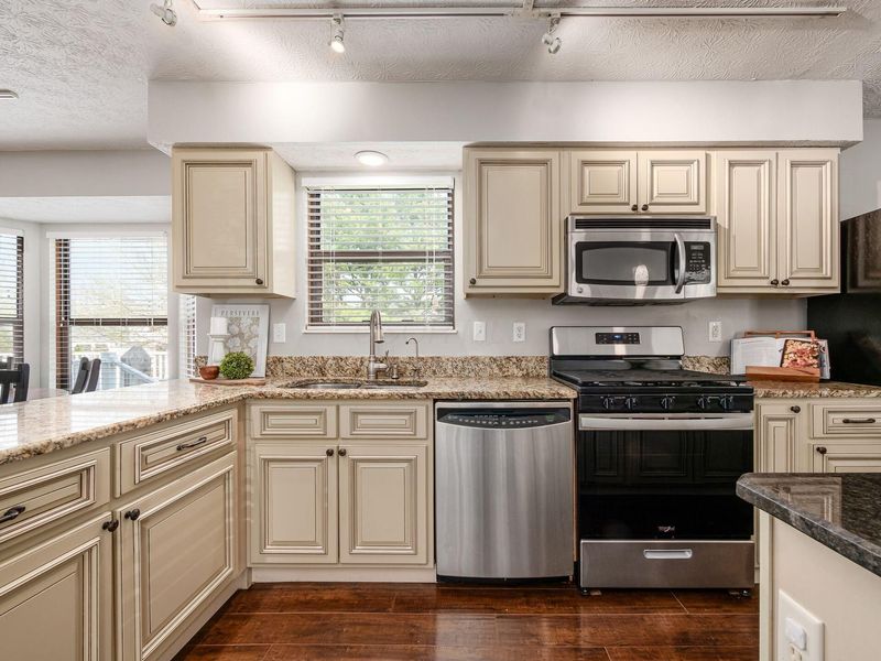 1138 Welwyn Drive, Westerville, OH 43081 Photo 12