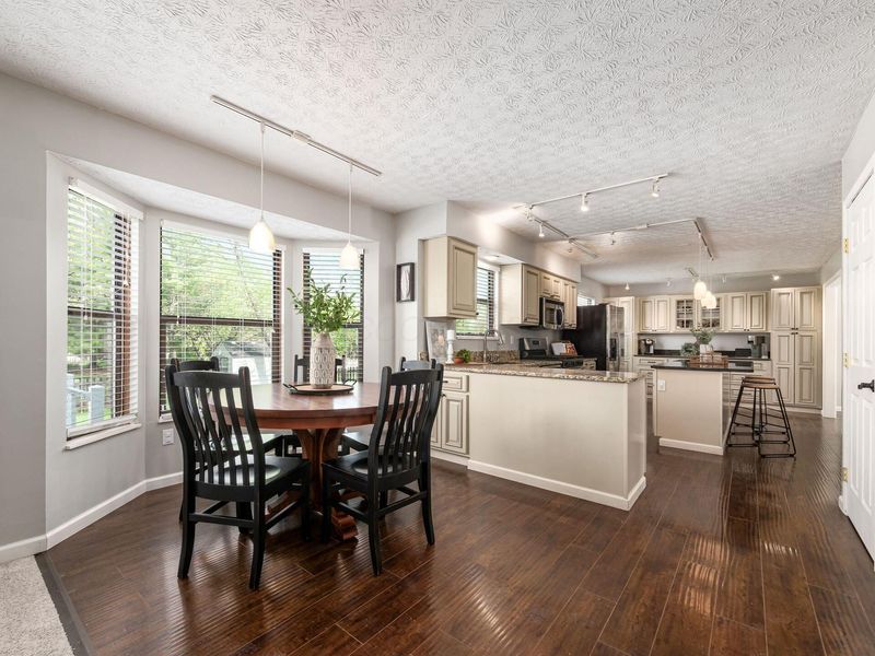 1138 Welwyn Drive, Westerville, OH 43081 Photo 18