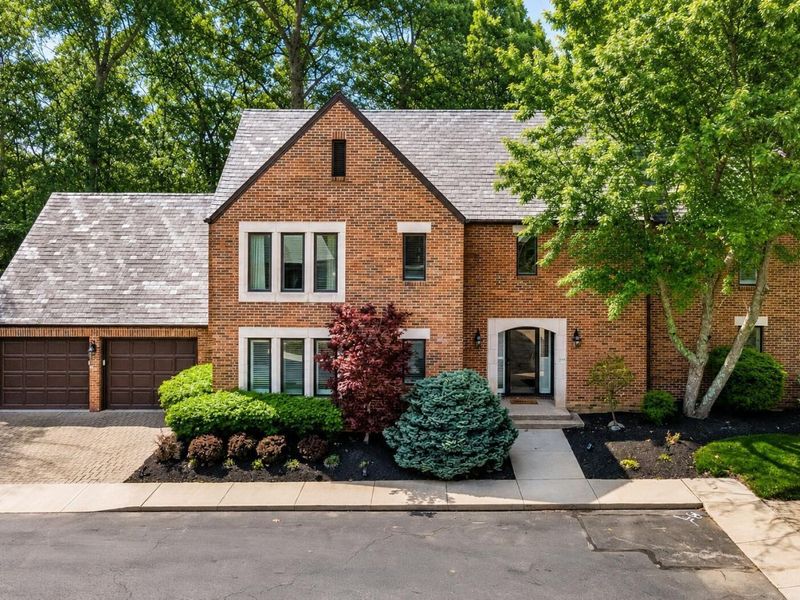 8758 Dunsinane Drive, Dublin, OH 43017 Photo 1