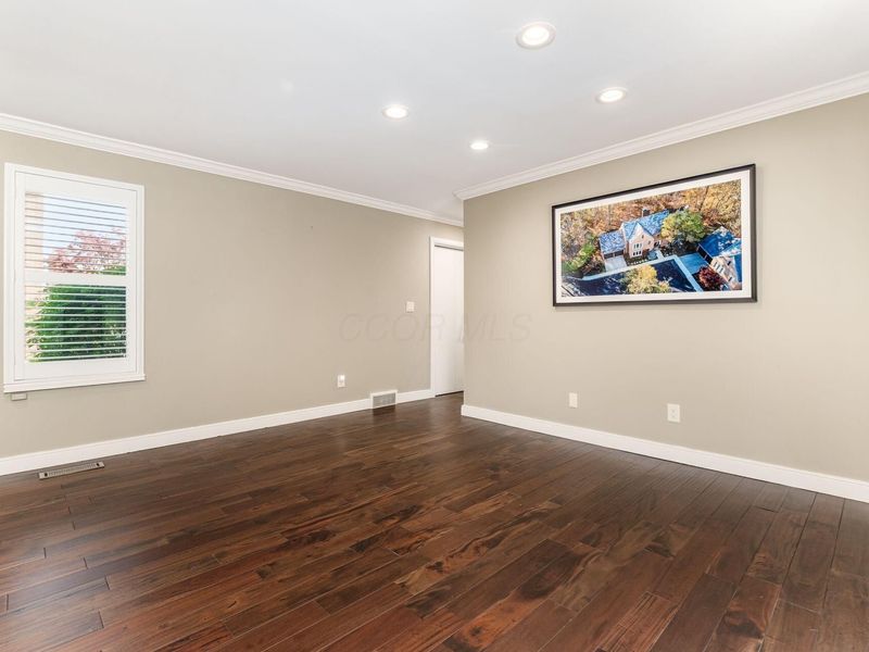 8758 Dunsinane Drive, Dublin, OH 43017 Photo 32