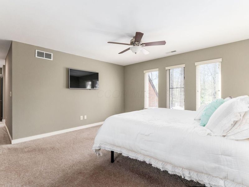 8758 Dunsinane Drive, Dublin, OH 43017 Photo 36