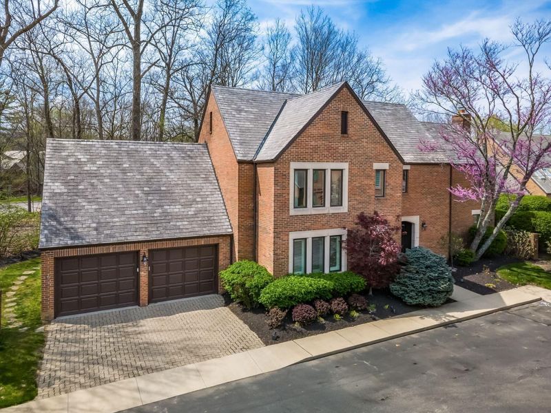 8758 Dunsinane Drive, Dublin, OH 43017 Photo 8