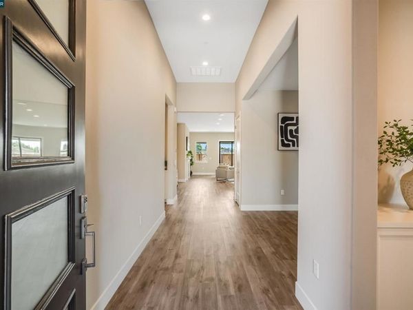 3086 Phoenix Avenue, Tracy, CA 95377