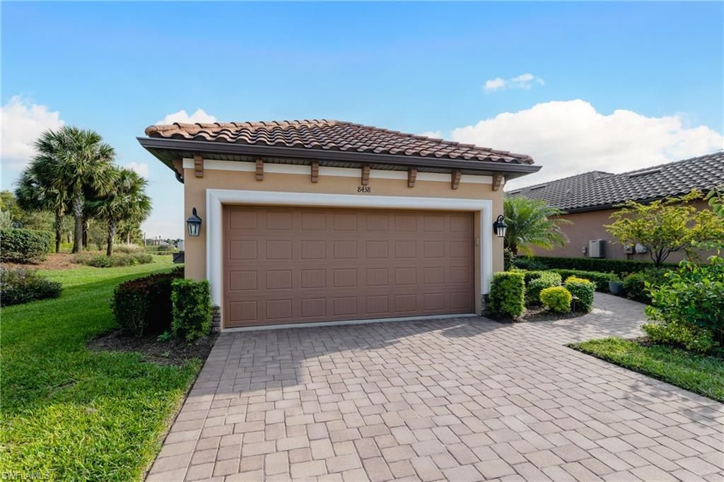 8438 Volaro Way, Naples, FL 34114 Photo