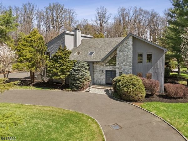 5 MEADOW DRIVE, Warren, NJ 07059
