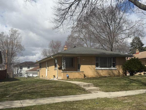 5231 N 83rd STREET, Milwaukee, WI 53218