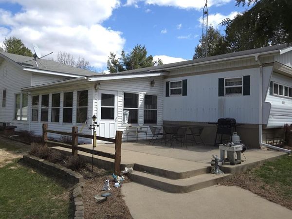 2284 Pine Drive, Friendship, WI 53934