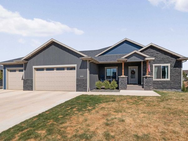 5816 Cloud Peak Drive, Rapid City, SD 57702
